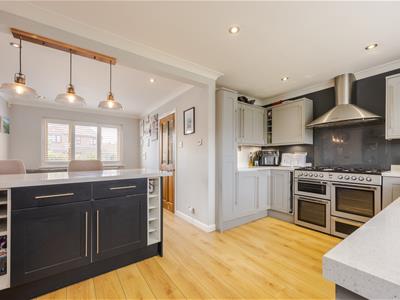 Kitchen diner